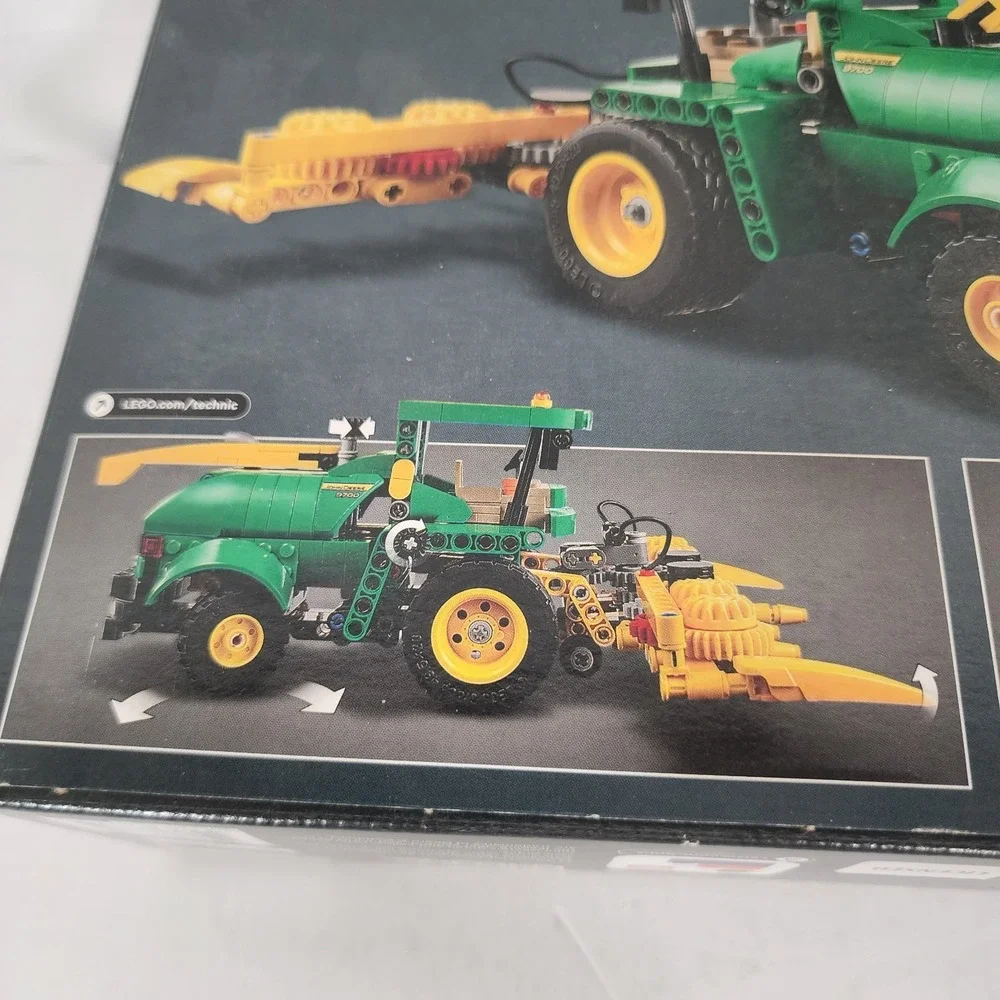 LEGO Technic 42168 John Deere 9700 Forage Harvester Sealed 559 PCS